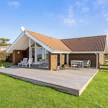 Three-bedroom In * סלאגלסה