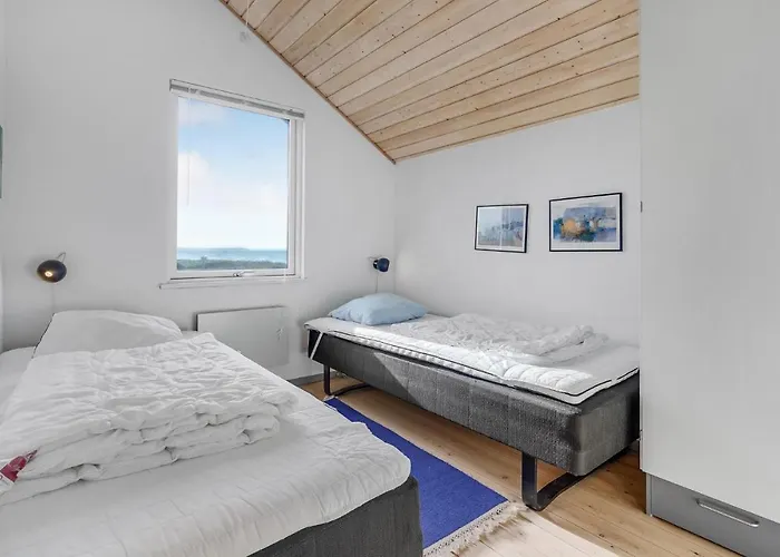 Three-bedroom In بيت للعطل سالغيليز